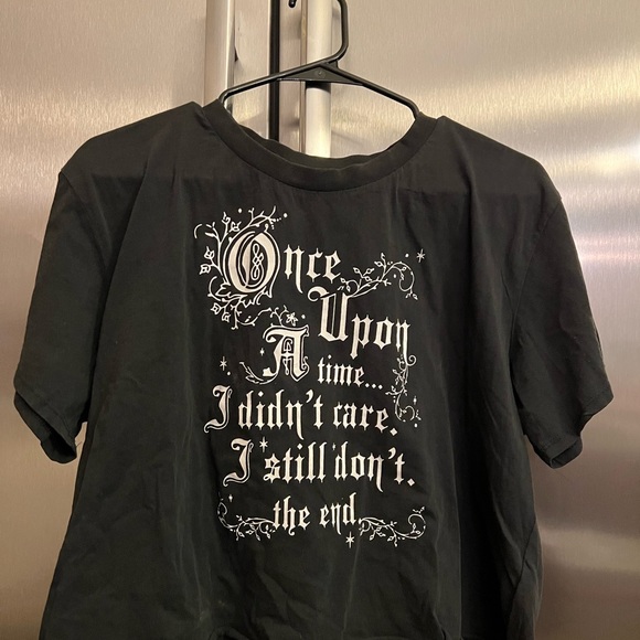 Hot topic once upon a time women’s tee shirt new with tags size large Halloween - Picture 2 of 8